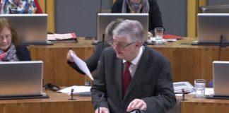 Mark Drakeford Injects Crystal Meth and Vodka into Own Eyeball During First Minister’s Questions